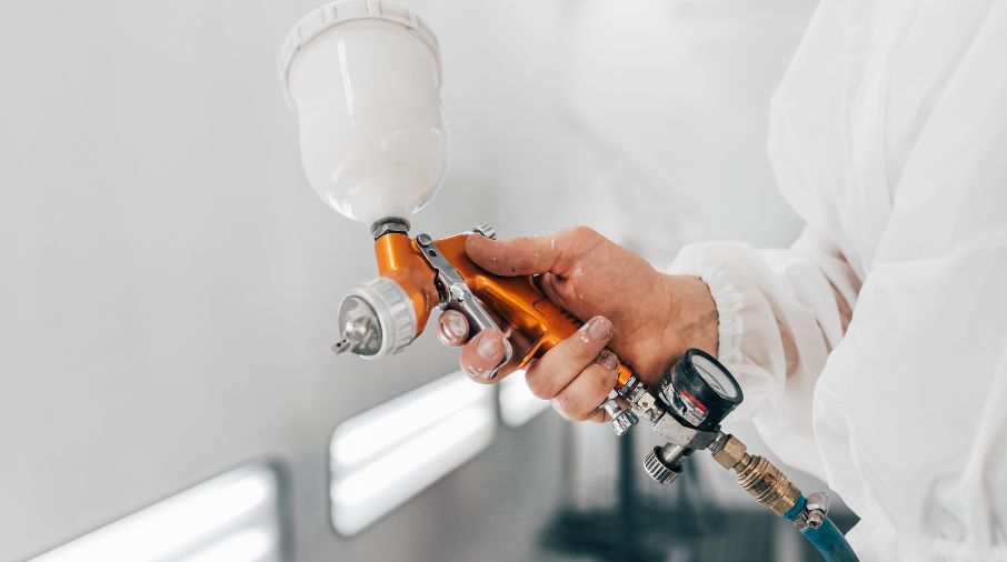 A importância do controle de pH no tratamento de cabines de pintura