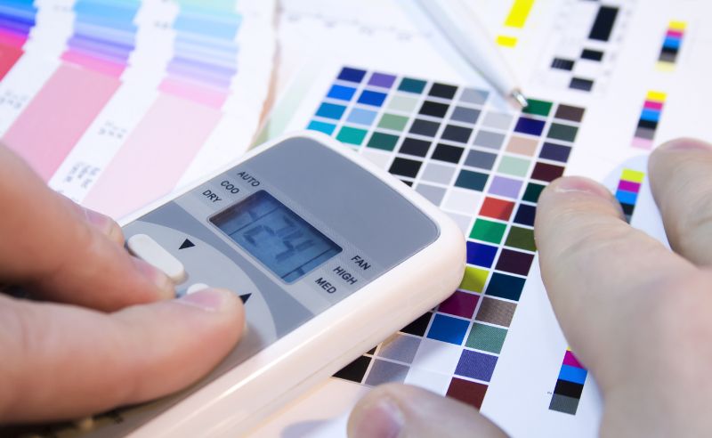 Como funciona um colorímetro