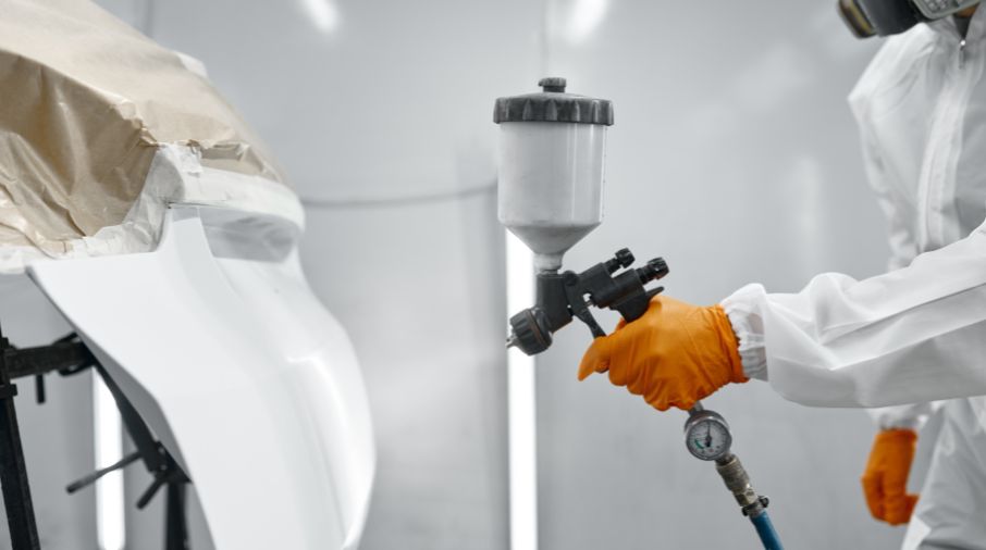 Detalhes que fazem a diferença: Repintura e retoque na pintura automotiva