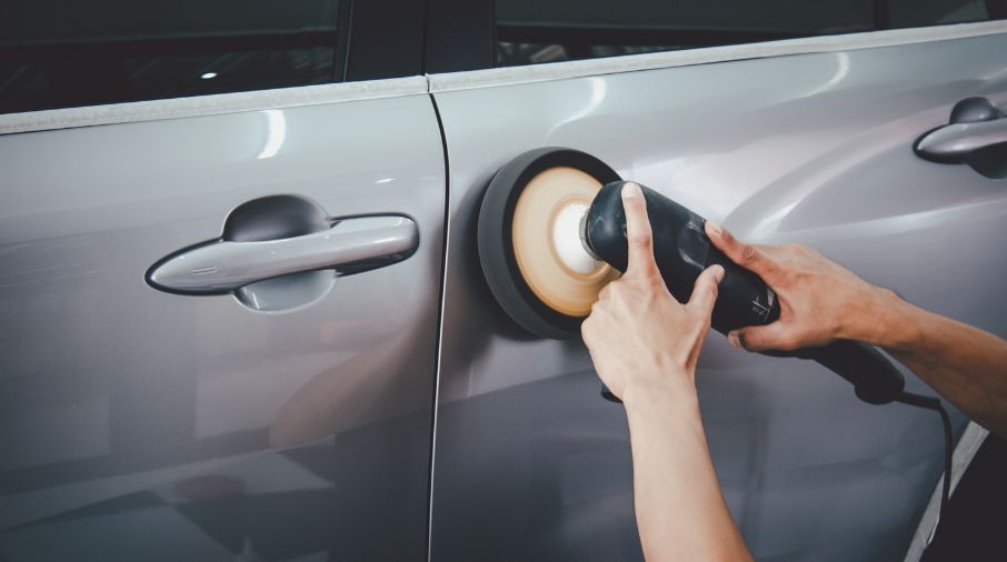 Detalhes que fazem a diferença: Repintura e retoque na pintura automotiva